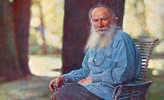 leo tolstoy/suaraHKBP.com