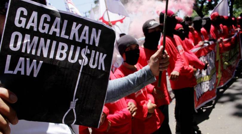 aksi unjuk rasa menggagalkan omnibus law/ilustrasi