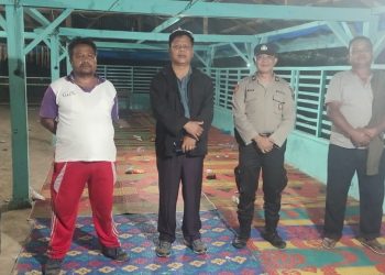 gbr : Iptu L.Manurung dan Personil di lokasi yang diduga tempat perjudian